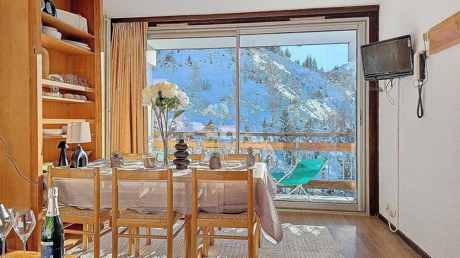 Courchevel 1650 - Moutain View Snow Front 3S01 Apartment